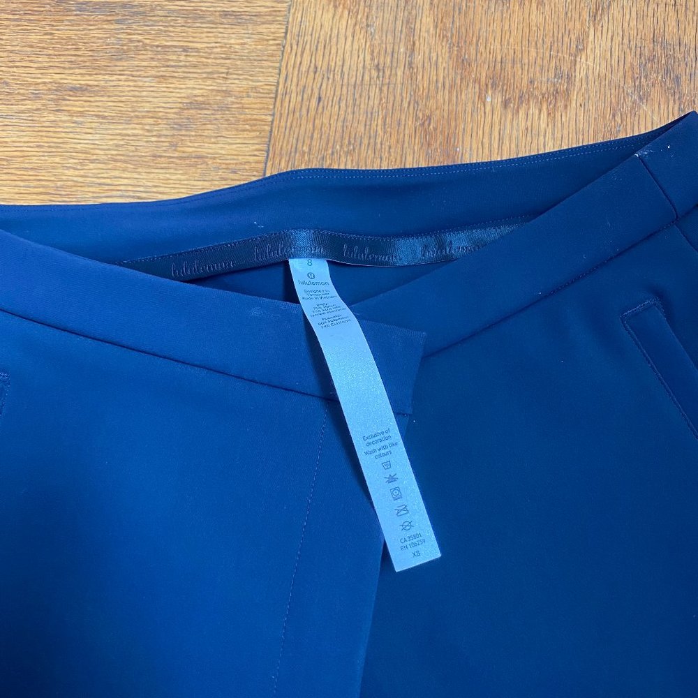 Lululemon Street Pants - Picture 2 of 3
